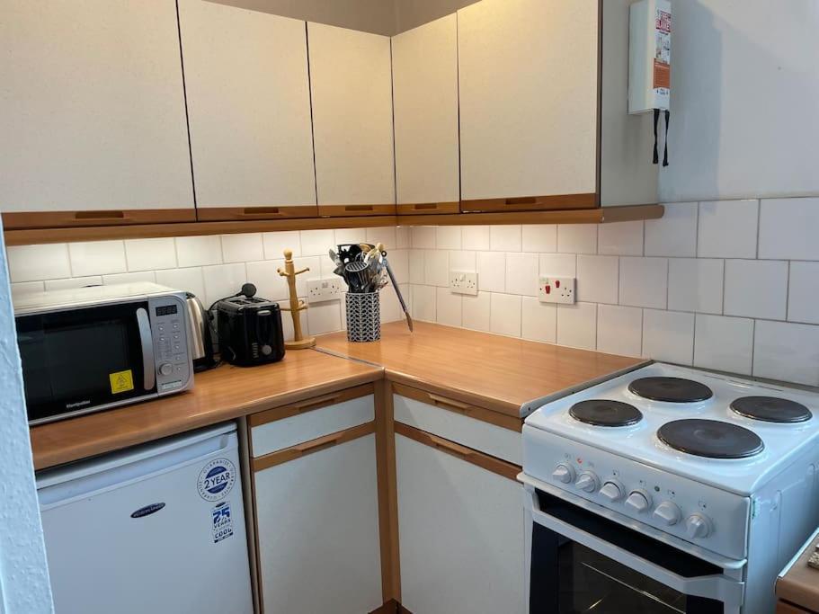 City Studio Flat West Toll Cross 에든버러 외부 사진